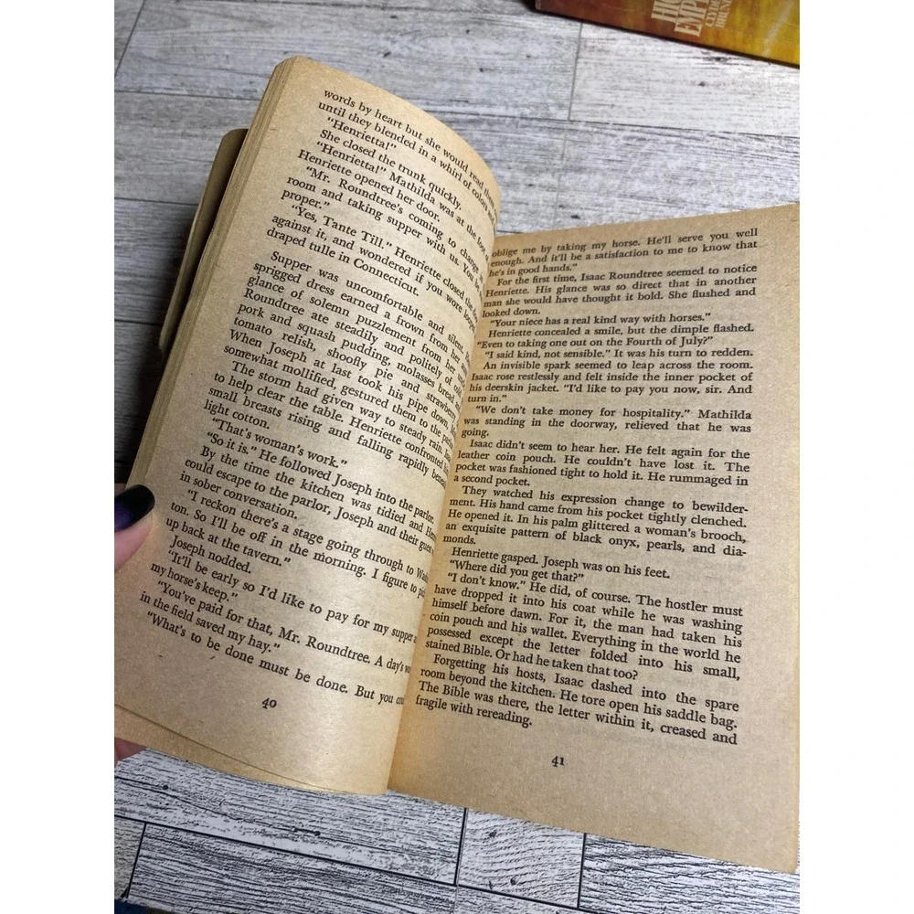 The Roundtree Women Book‎ 1 Historical Romance Paperback Margaret Lewerth 1979